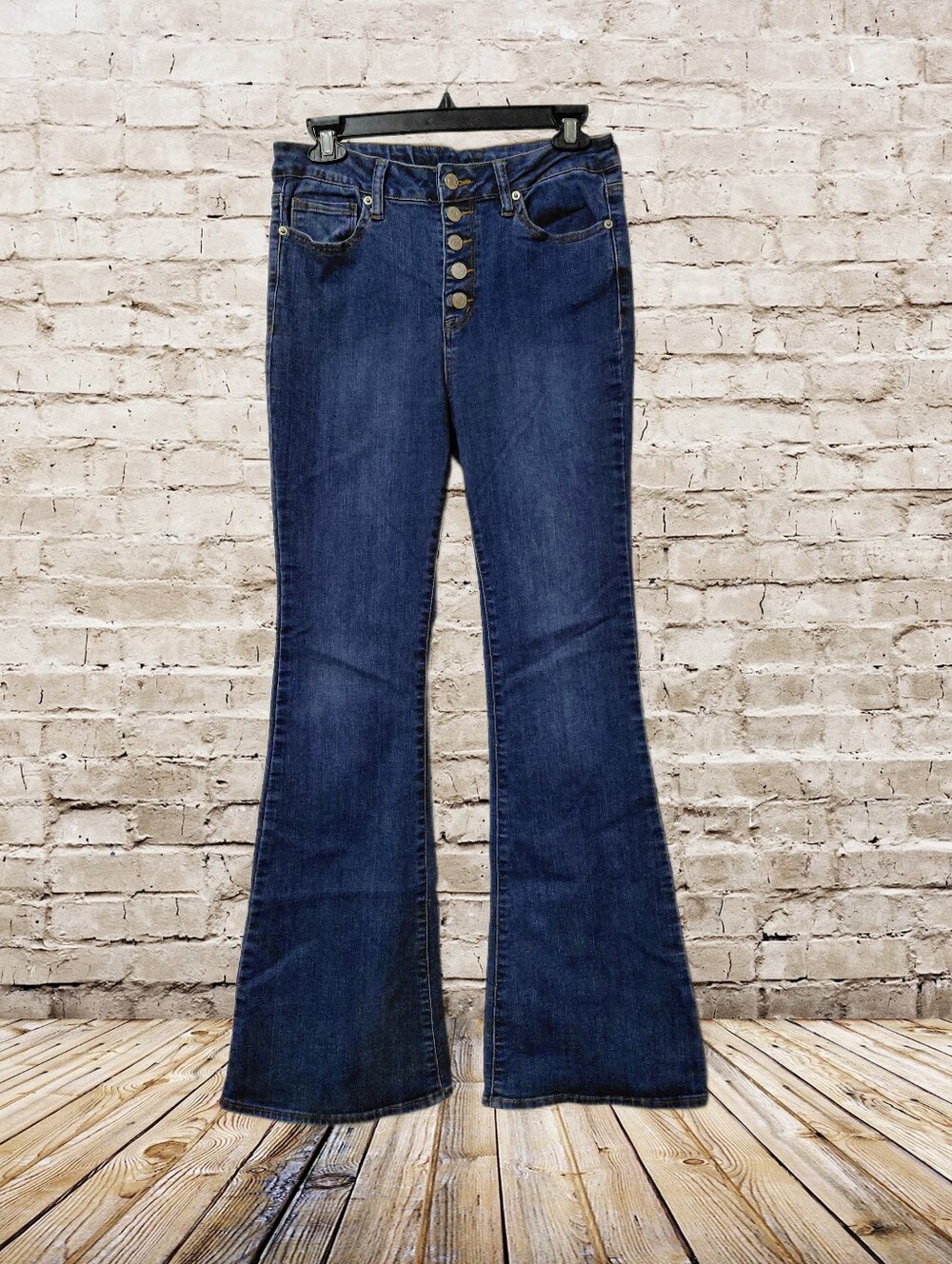 S.O.N.G  Fit And Flare Size 29/9, 5 Button Down Fly, High Waisted, Big Flare